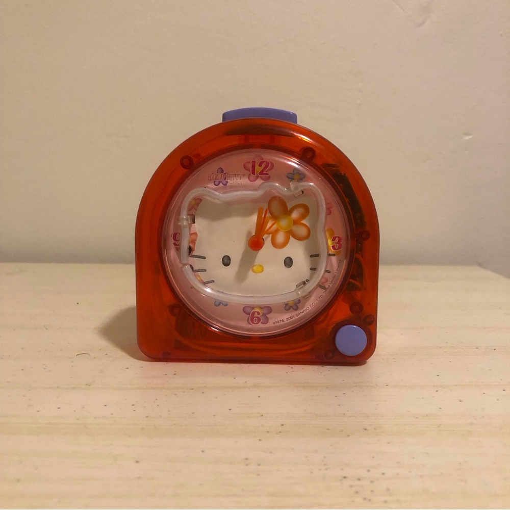 Vintage Hello Kitty Clock